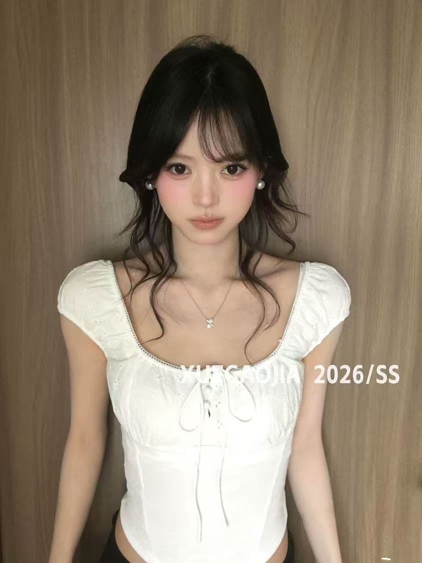 섹시함 핫걸 바람 나비 넥타이 반팔 티셔츠 여성 2026 여름 새로운 몸매 가꾸기 고급 센스 광장 칼라 맨위 상세 이미지 13