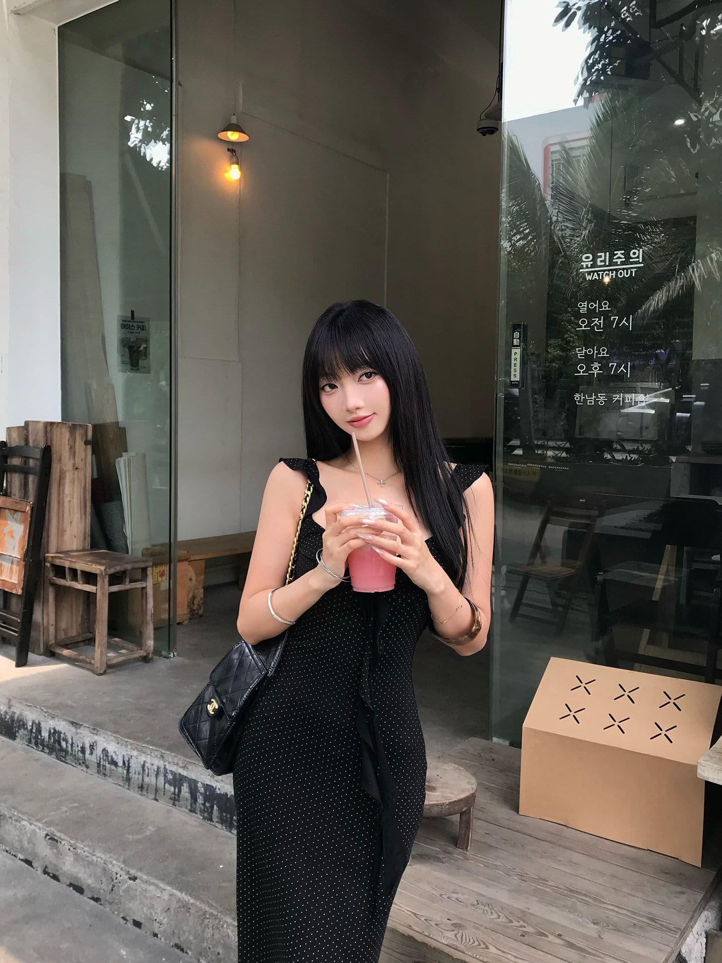 원본 품질 여성 여름 몸매 가꾸기 도트 무늬 깊은 V 넥 타이트 스커트 롱 스커트 프랑스식 검정색 작은 날다 소매 슬립 드레스 이미지 3