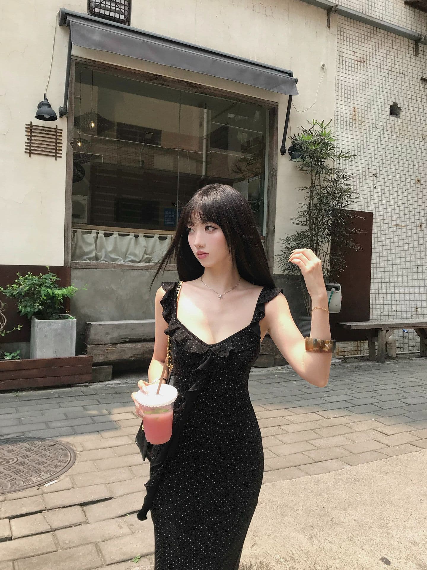 원본 품질 여성 여름 몸매 가꾸기 도트 무늬 깊은 V 넥 타이트 스커트 롱 스커트 프랑스식 검정색 작은 날다 소매 슬립 드레스 상세 이미지 12