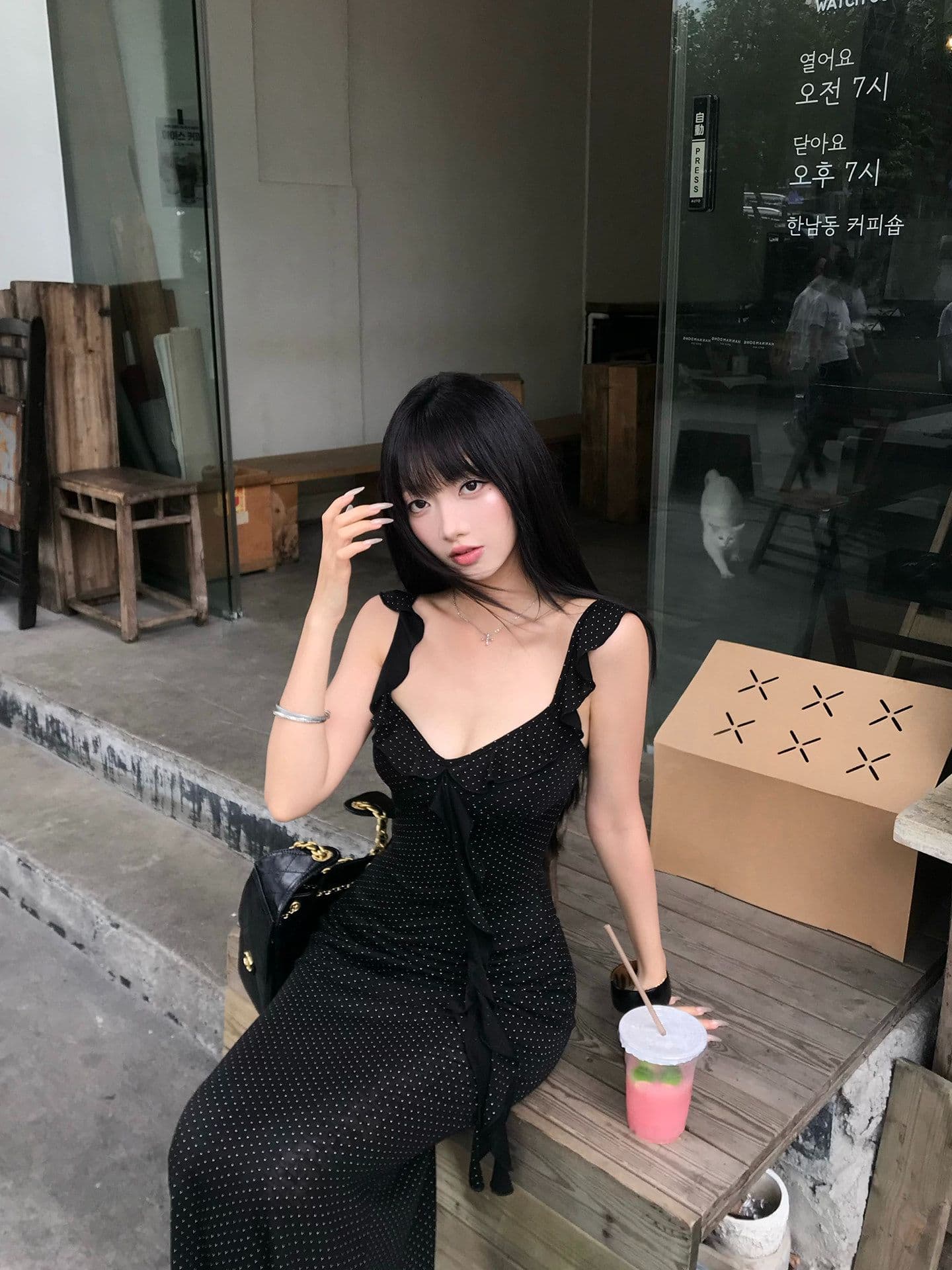 원본 품질 여성 여름 몸매 가꾸기 도트 무늬 깊은 V 넥 타이트 스커트 롱 스커트 프랑스식 검정색 작은 날다 소매 슬립 드레스 상세 이미지 21
