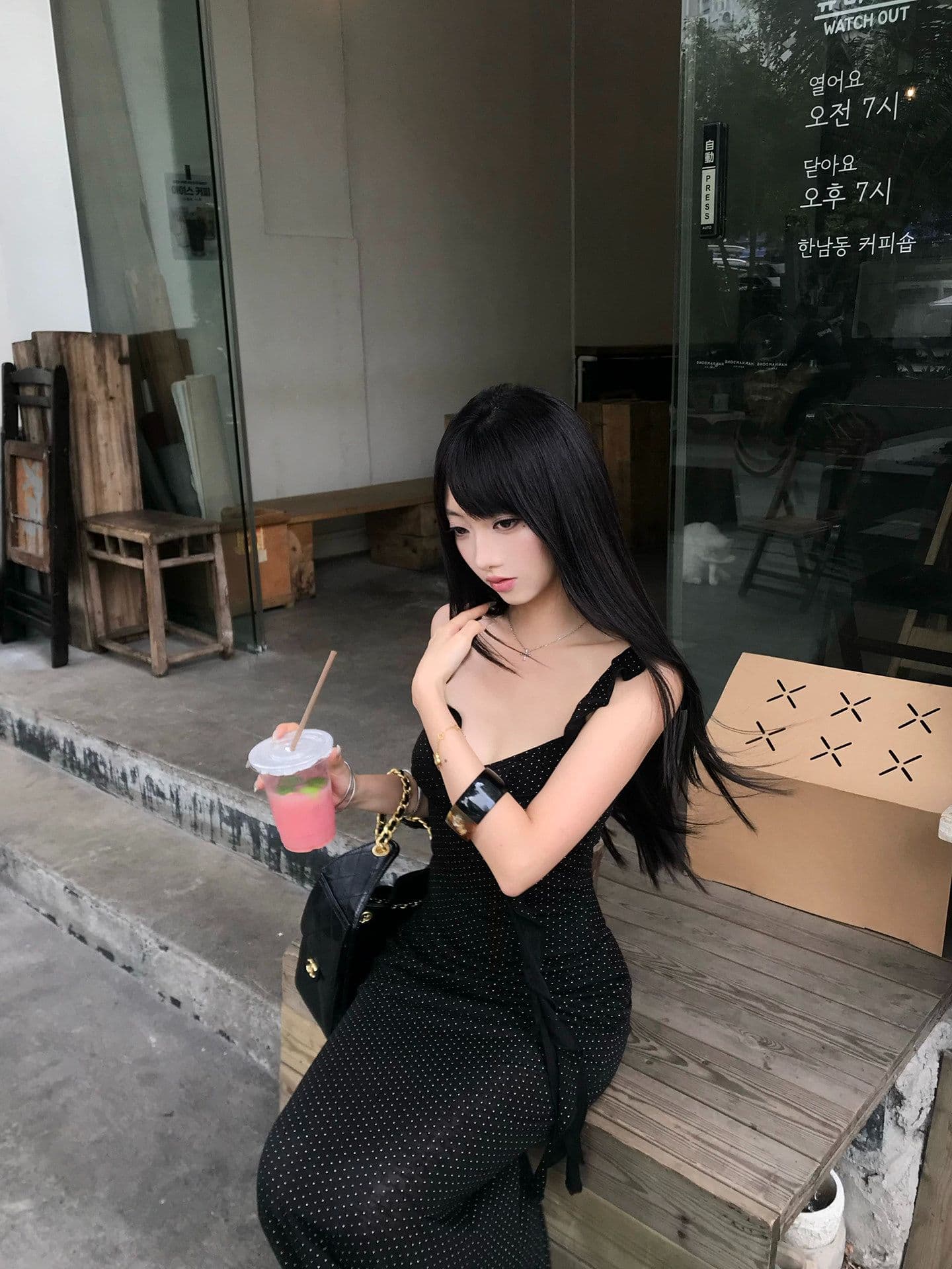 원본 품질 여성 여름 몸매 가꾸기 도트 무늬 깊은 V 넥 타이트 스커트 롱 스커트 프랑스식 검정색 작은 날다 소매 슬립 드레스 상세 이미지 25