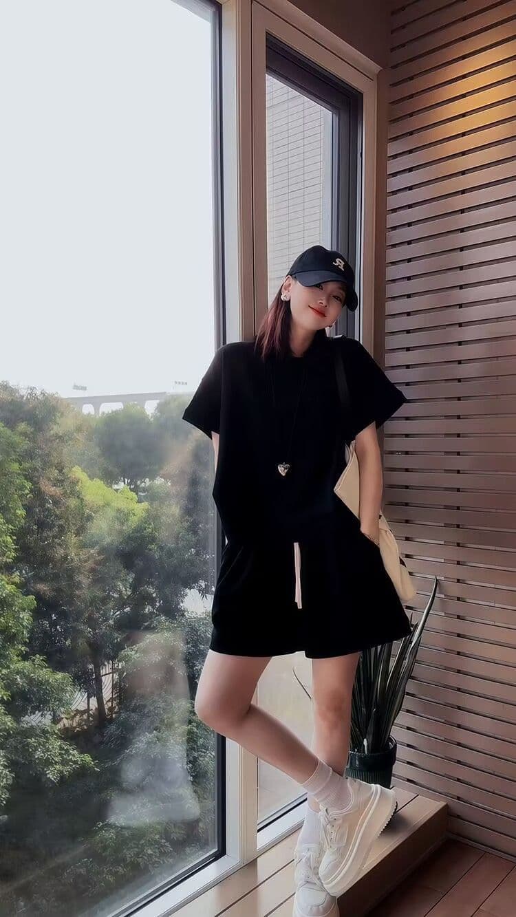 패션 세트 여성 여름 새로운 외국 가스 연령 감소 반팔 넓은 다리가 짧다. 바지 투피스 세트 상세 이미지 11
