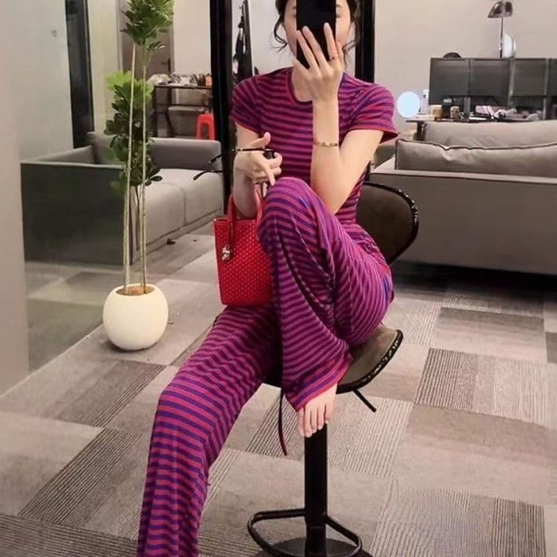 얼음 차가운 리브 캐주얼 반팔 맨위 캐주얼 와이드 레그 팬츠 스트라이프 외국 가스 연령 감소 슬림해 보이는 표지 고기 투피스 세트 이미지 4