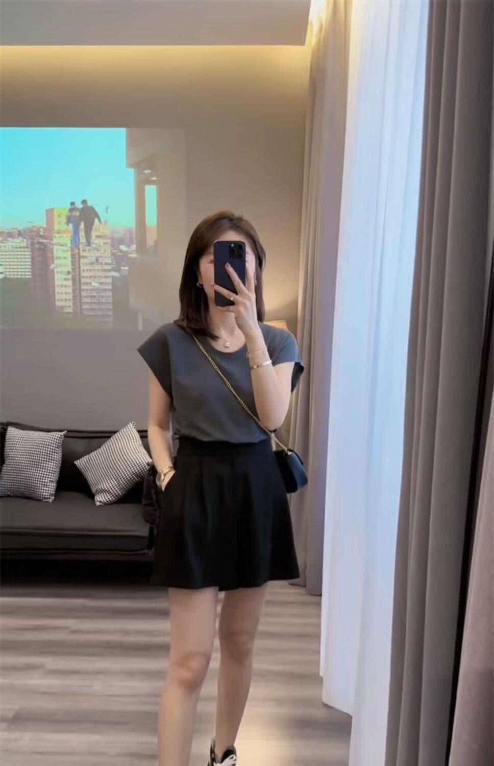 캐주얼 패션 세트 여성 여름 새로운 미니멀리즘 다용도 반팔 티셔츠 반바지 투피스 세트 이미지 4