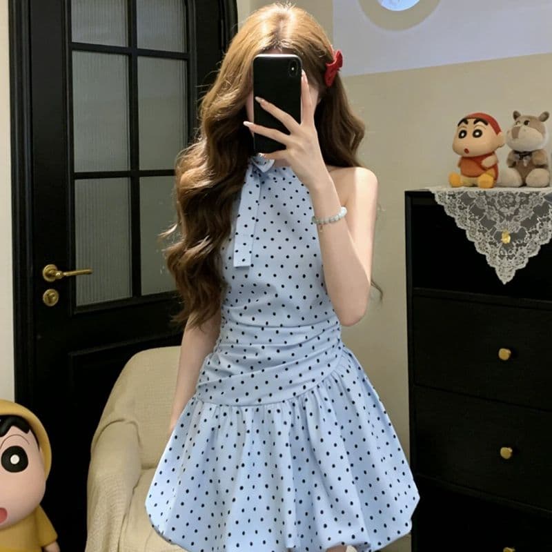 원본 것 있음 네리 파란색 도트 무늬 스트랩 행침 목 드레스 해변가 휴가 핫걸 허리 수축 꽃밭 미니 스커트 상세 이미지 2