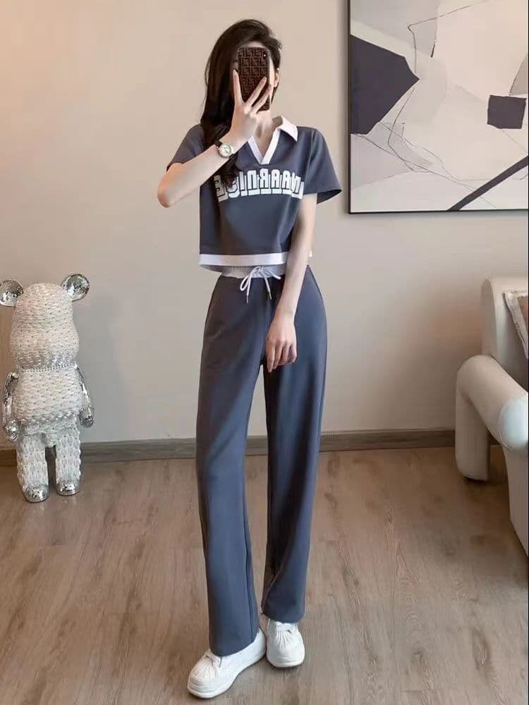 패션 운동복 세트 여성 여름 캐주얼 외국 가스 연령 감소 V넥 반팔 티셔츠 와이드 레그 팬츠 투피스 세트 이미지 3