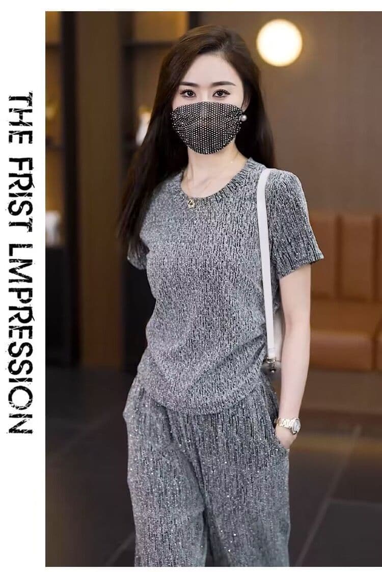 캐주얼 세트 여성 여름 새로운 루즈핏 패션 광택 실 슬림해 보이는 반팔 와이드 레그 팬츠 투피스 세트 상세 이미지 17