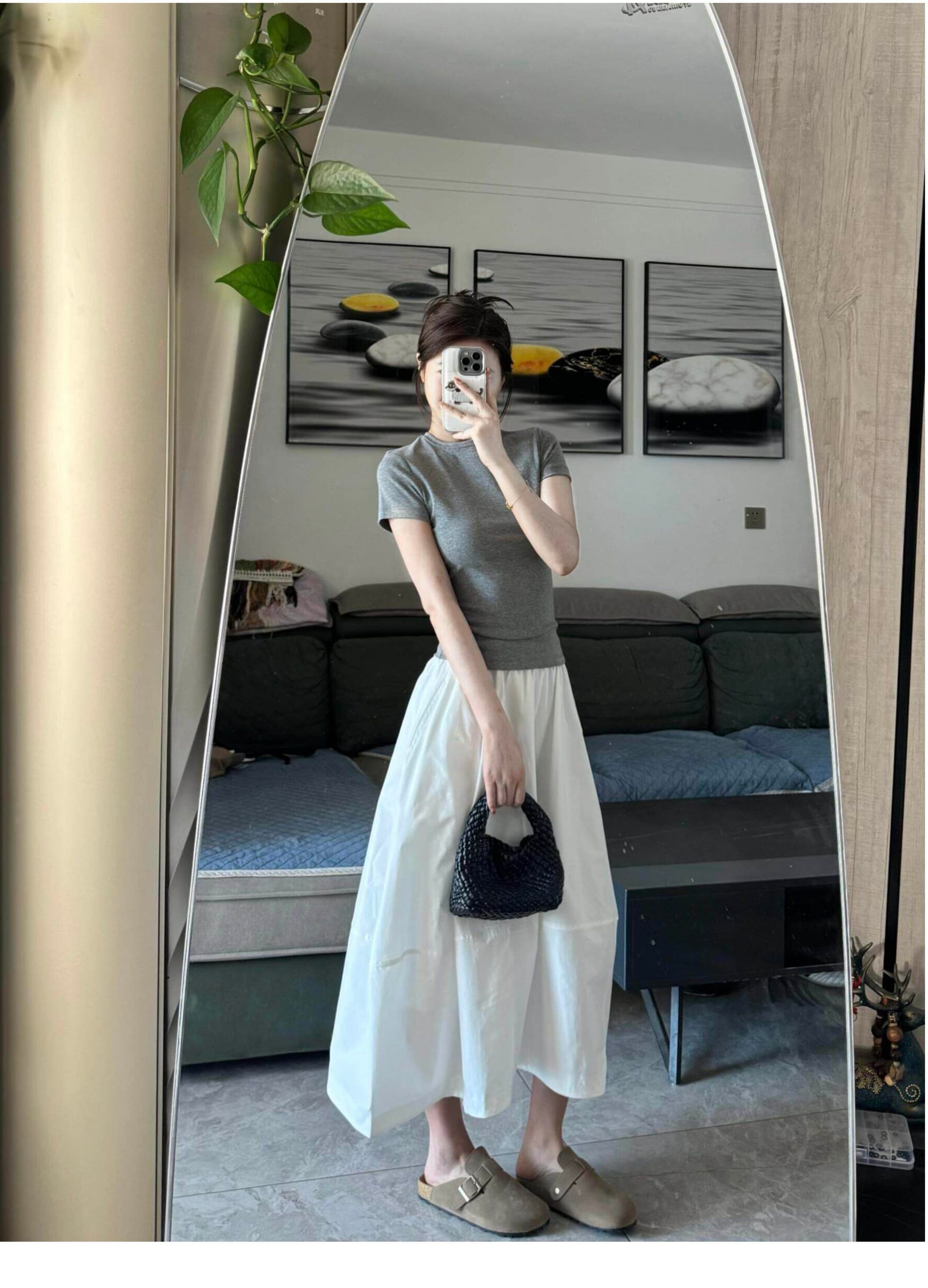 한 부서 느슨함 센스 캐주얼 스포츠 슈트 여성 여름 미니멀리즘 몸매 가꾸기 반팔 티셔츠 한 마디 반신 롱 스커트 투피스 세트 상세 이미지 5