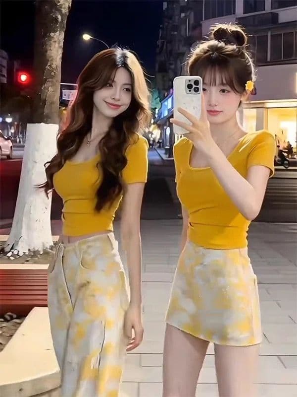 순수한 욕망 핫걸 품격 긍정적 인 어깨 황색 반팔 티셔츠 캐주얼 데님 미니 스커트 여성 의류 2026 여름 새로운 세트 상세 이미지 6