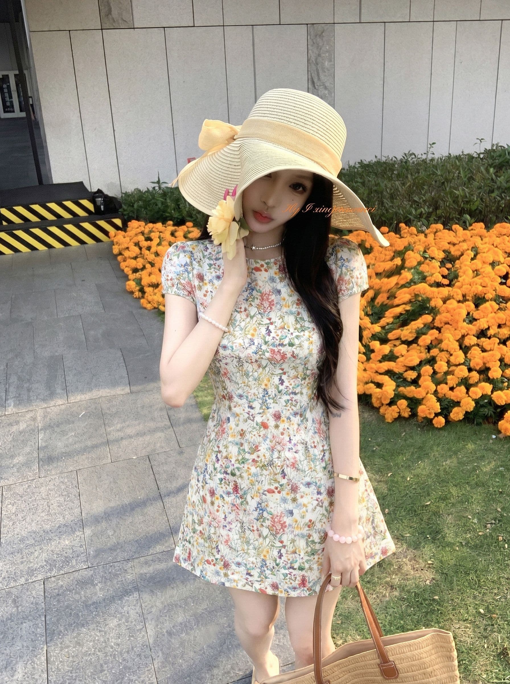 달콤한 스타일 레트로 꽃무늬 반팔 여성 드레스 여름 Chic 연령 감소 허리 수축 슬림해 보이는 미니 스커트 휴가 바람 치마 상세 이미지 6
