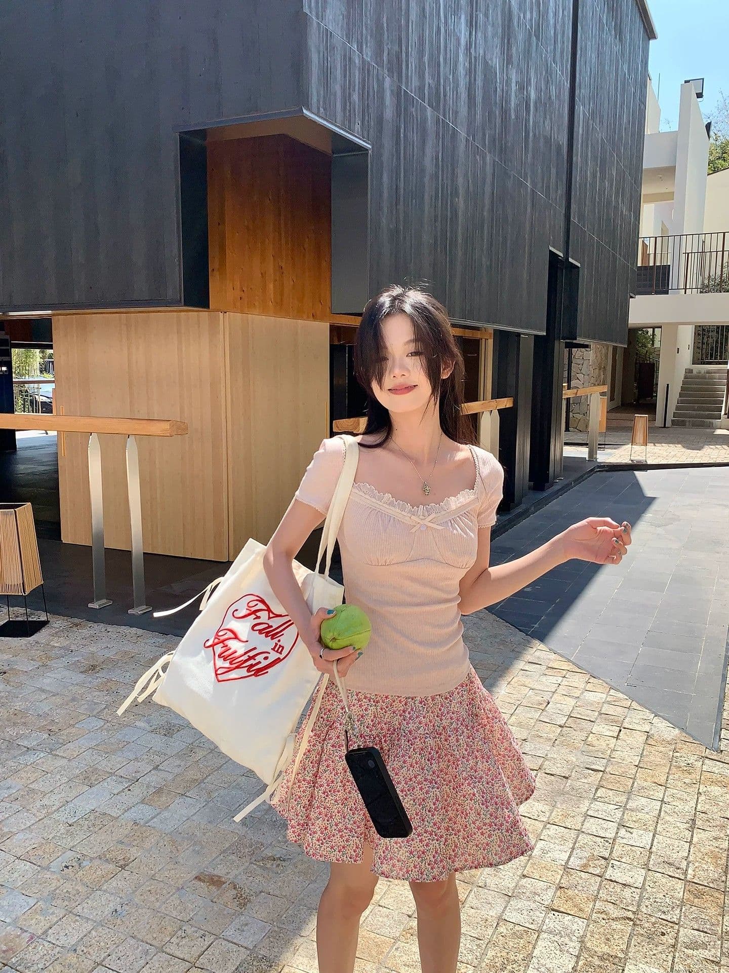 원본 원단 것 한 부서 부드러운 레이스 조각 리브 순수한 욕망 바람 핑크색 레이스 반팔 티셔츠 여성 의류 여름 상세 이미지 8