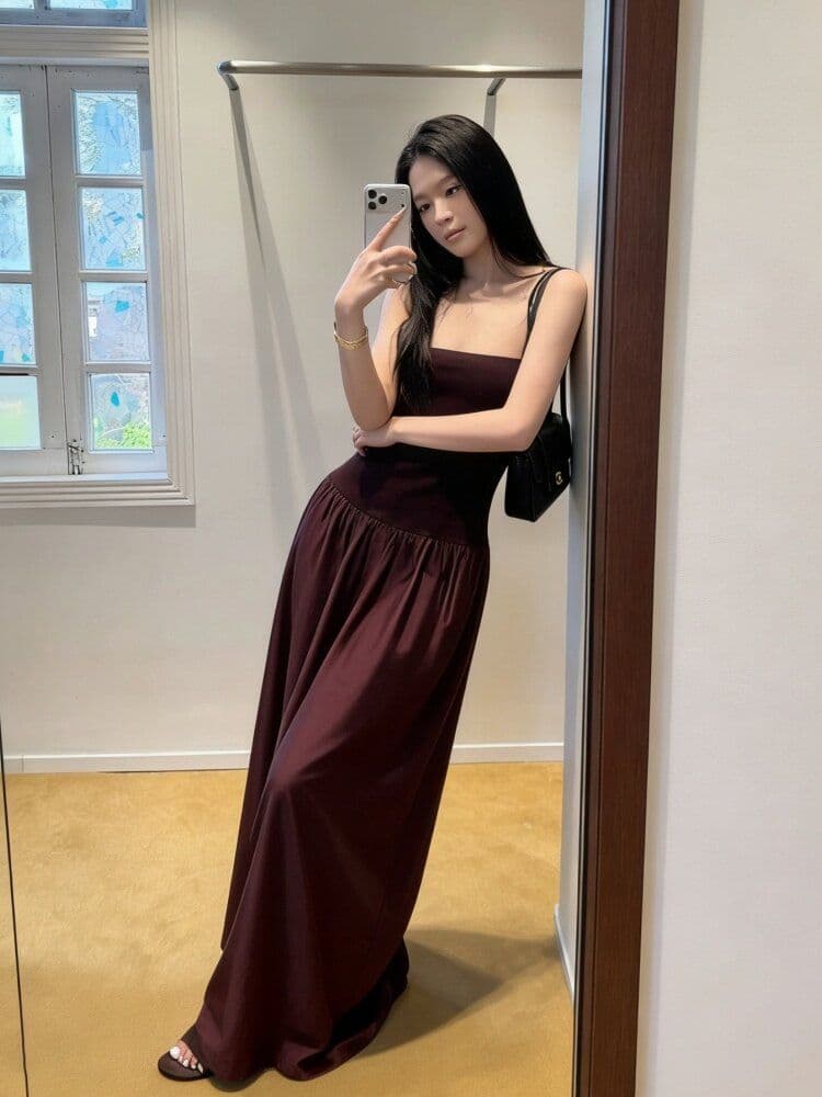 프랑스식 품격 우아함 민소매 슬립 여성 드레스 여름 새로운 작은 대중 고급 센스 하이웨이스트 슬림해 보이는 길다 치마
