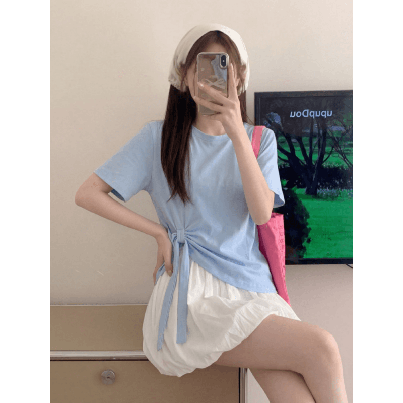 한 부서 불규칙 디자인 센스 반팔 티셔츠 여성 여름 루즈핏 맨위 꽃밭 바지 짧은 바지 전체 집합 착용 가져 가라. 이미지 2