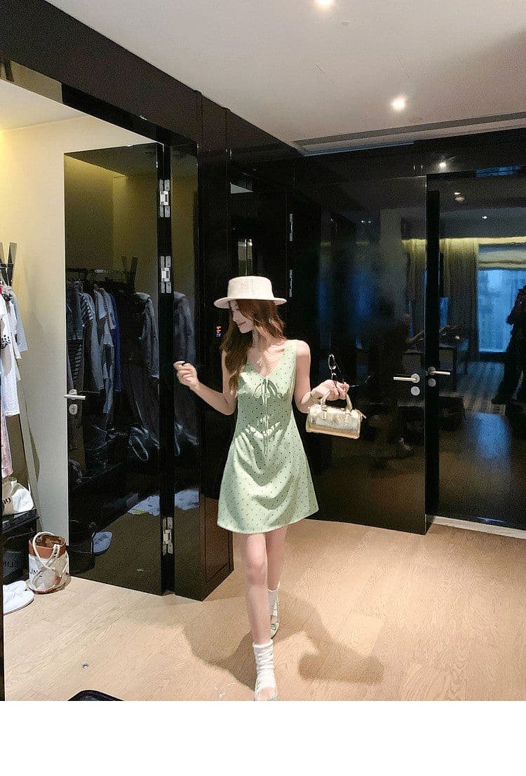 한 부서 도트 무늬 녹색 V넥 캐미솔 여성 드레스 여름 허리 수축 한 마디 미니 스커트 치마 상세 이미지 2