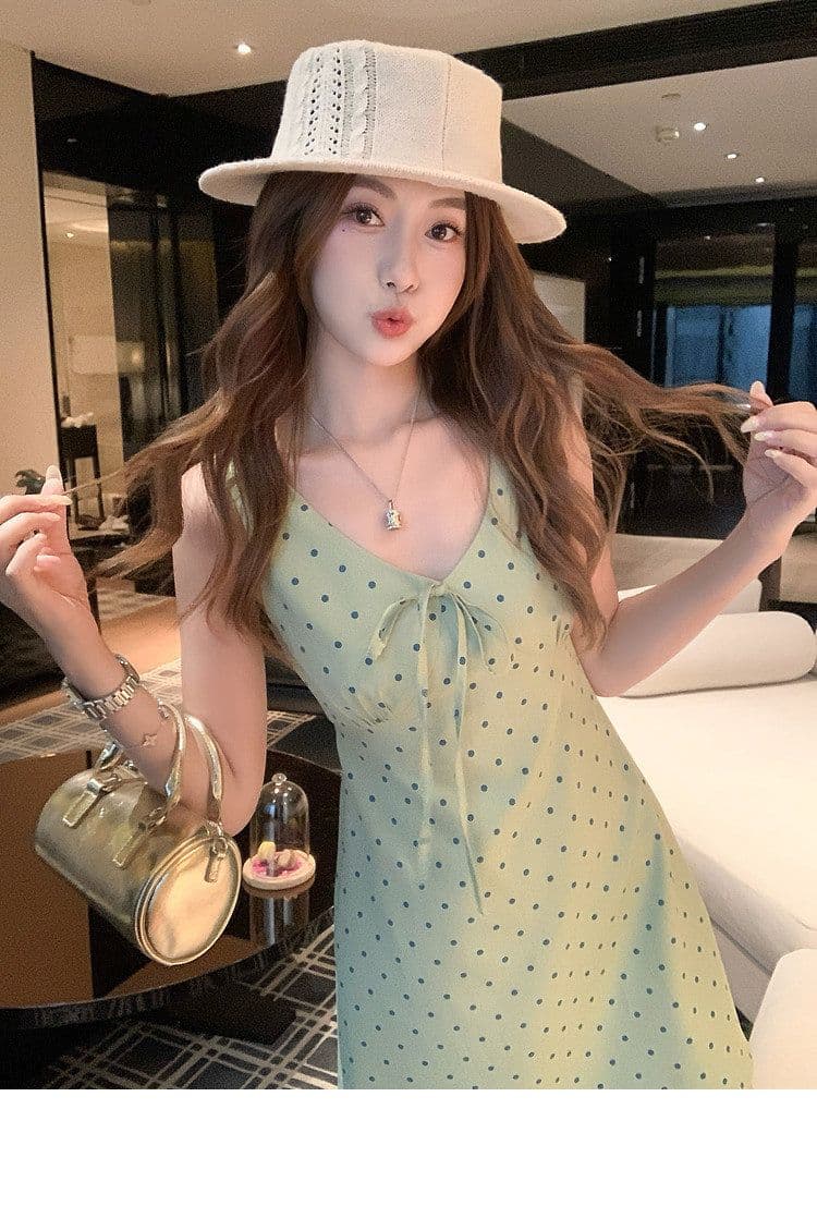 한 부서 도트 무늬 녹색 V넥 캐미솔 여성 드레스 여름 허리 수축 한 마디 미니 스커트 치마 상세 이미지 4
