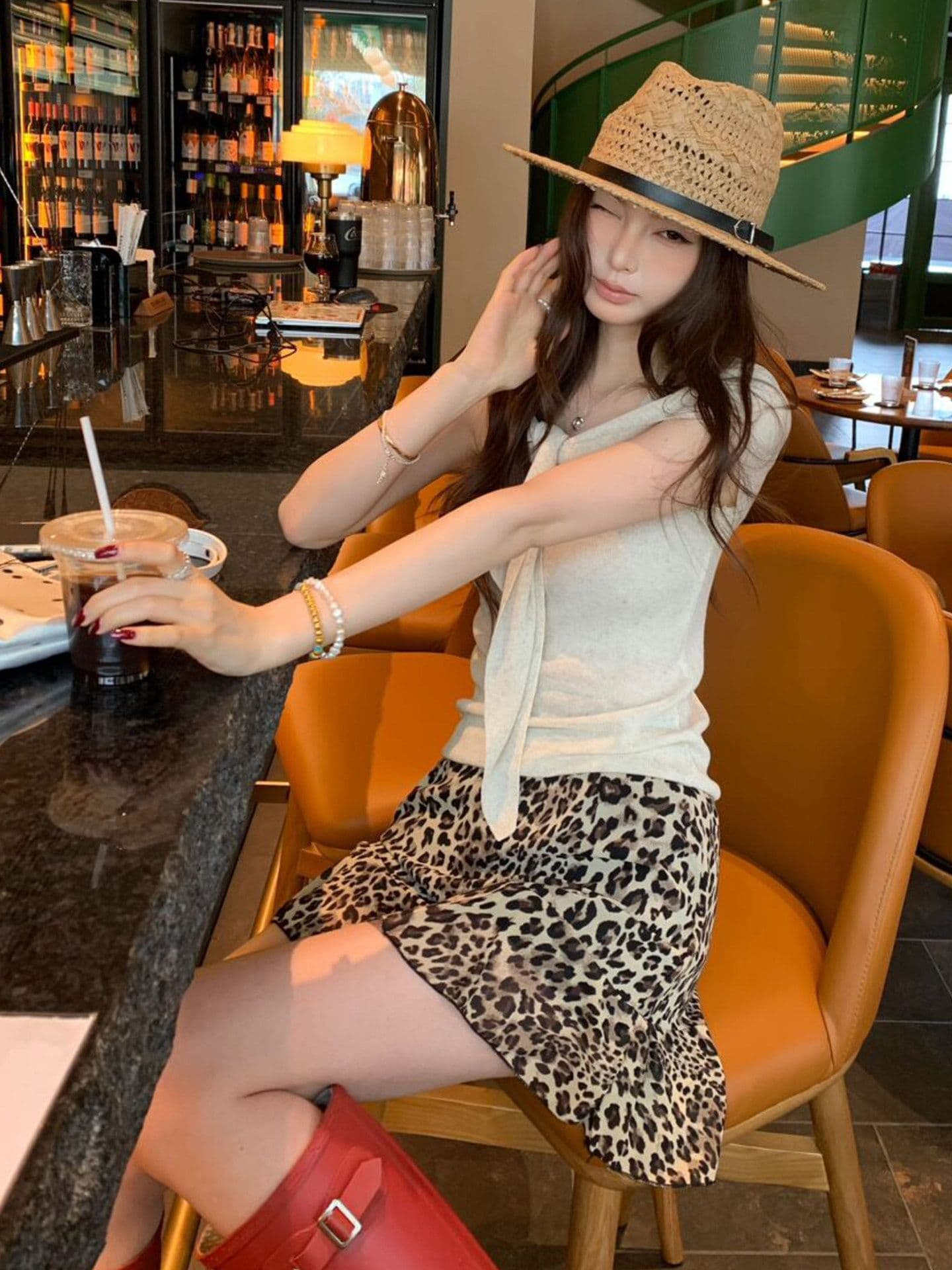 레트로 핫걸 커피 색상 레오파드 무늬 반신 스커트 여성 봄 여름 밴딩 하이웨이스트 루즈핏 도루 센스 A라인 스커트 미니 스커트 트렌디 상세 이미지 3
