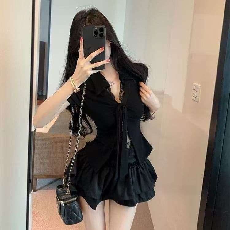 순수한 욕망 바람 품격 페이크 레이어드 V넥 레이스 측면 인사이드 가져 가라. 반팔 티셔츠 여성 퍼프 스커트 패션 투피스 슈트