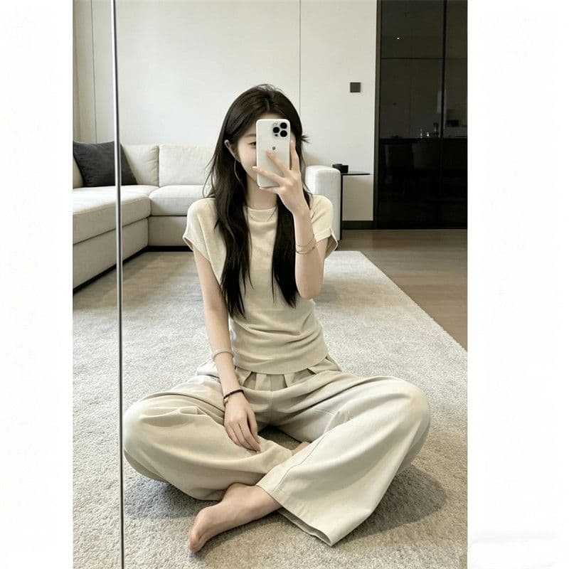 여름 슬림해 보이는 패션 니트 반팔 루즈핏 와이드 레그 팬츠 투피스 세트 26 캐주얼 느긋한 세트 이미지 3