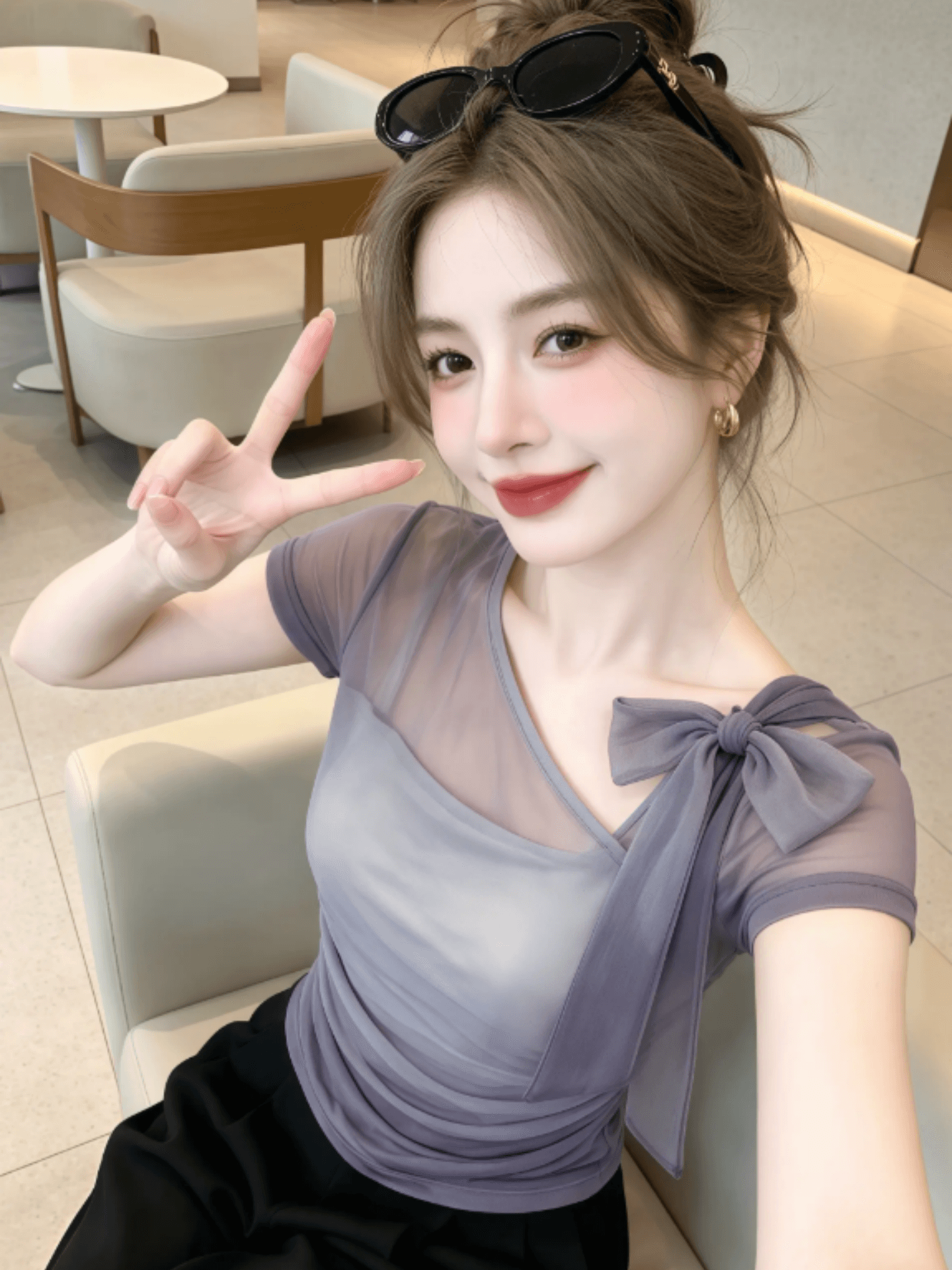 여름 새로운 보라색 자이언트 잘 생긴 반팔 티셔츠 여성 오프숄더 디자인 센스 허리 수축 품격 맨위