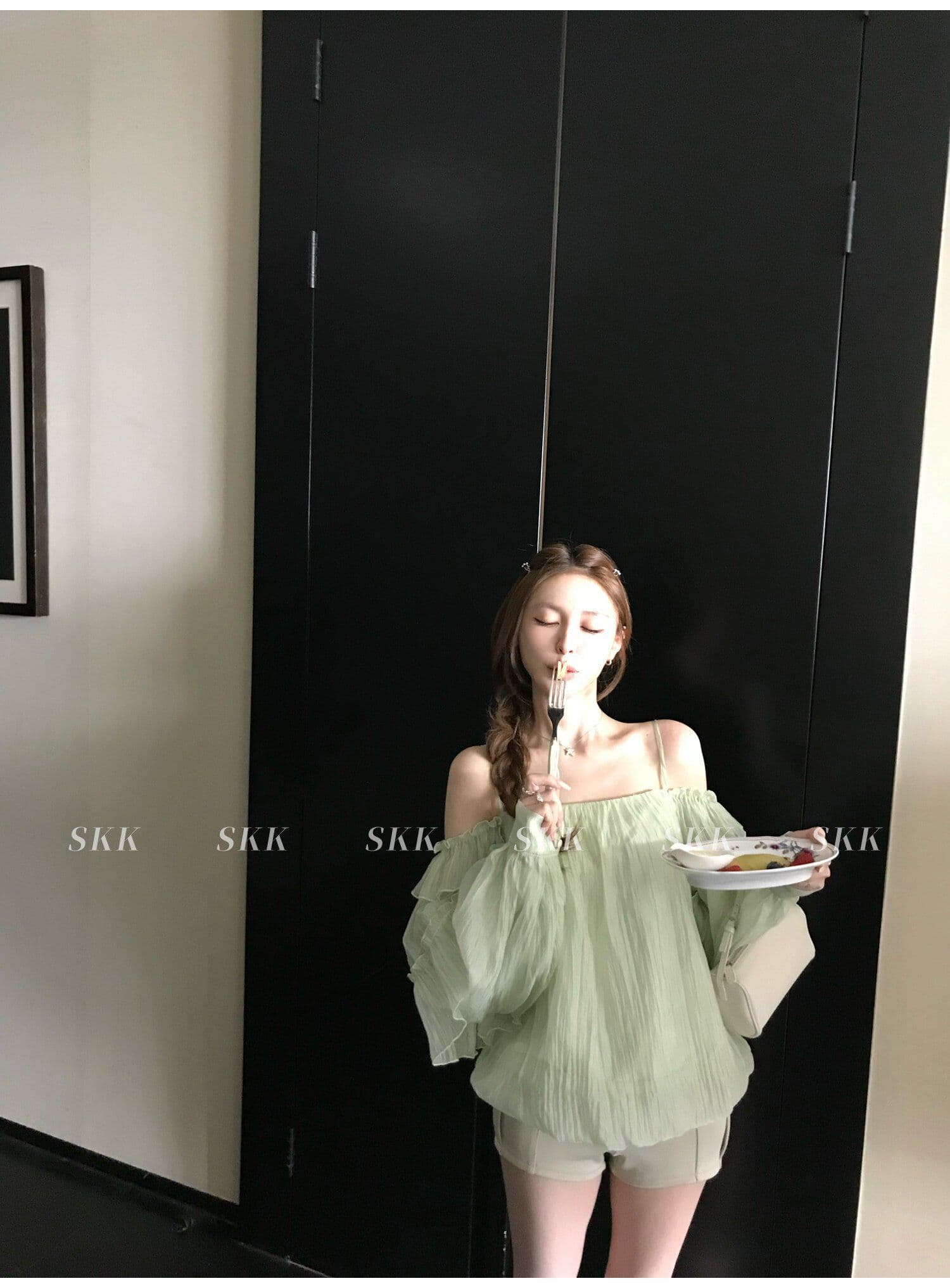프랑스식 녹색 프릴 오프숄더 여성 셔츠 여름 고급 센스 루즈핏 슬림해 보이는 오프숄더 슬립 쉬폰 톱 상세 이미지 13