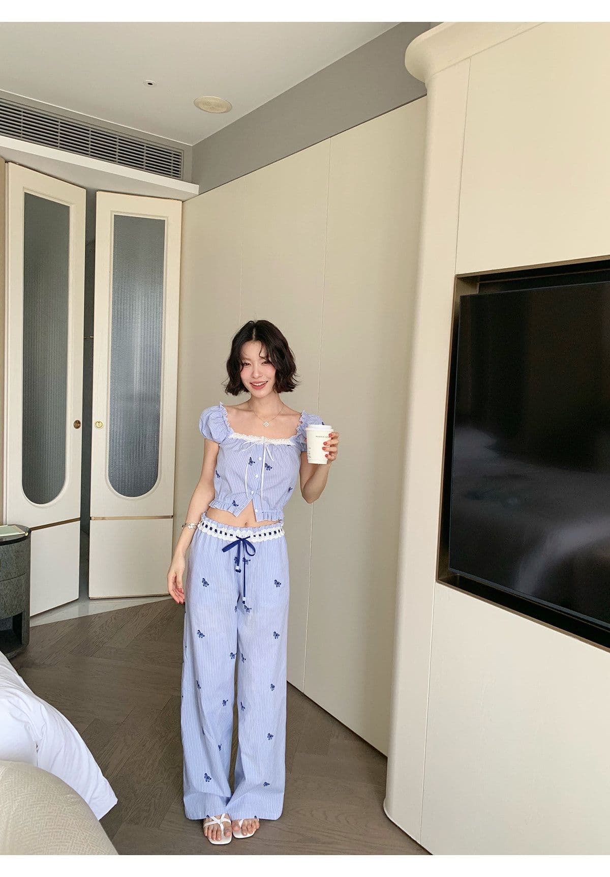 귀여운 달콤함 소녀 센스 자이언트 잘 생긴 세트 여름 레이스 나비 매듭 체크무늬 슬립 맨위 미니 스커트 투피스 세트 상세 이미지 6