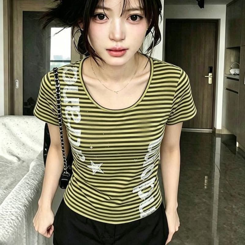 반팔 티셔츠 여성 이미지 5