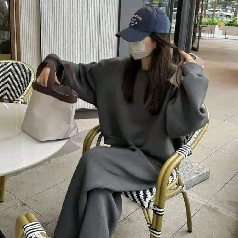 봄 가을 후드티 스포츠 슈트 여성 루즈핏 슬림해 보이는 항구 바람 학생 외국 가스 연령 감소 러닝 서비스 단색 투피스 세트 상세 이미지 4