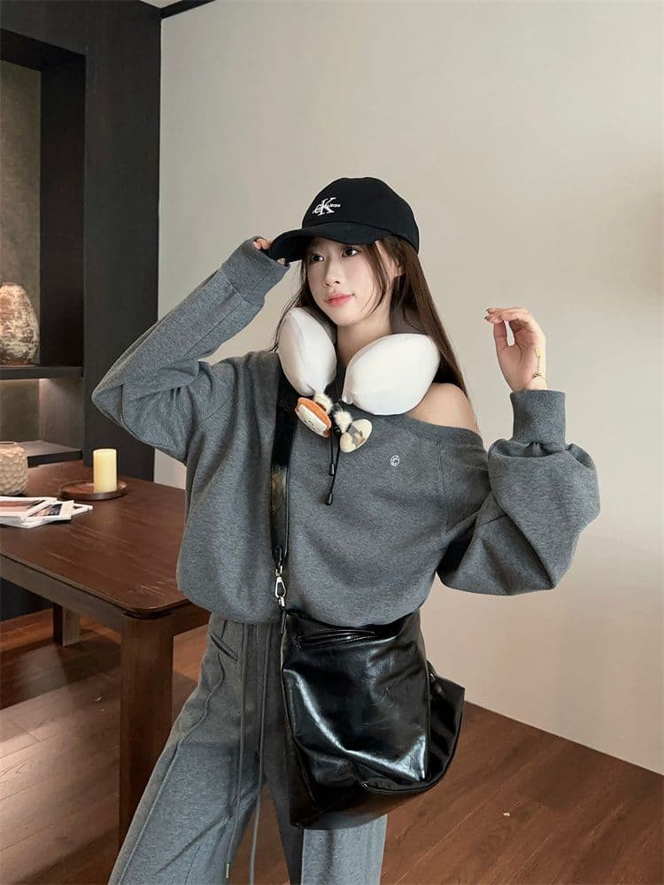 느슨함 센스 오프숄더 풀오버 긴팔 후드티 루즈핏 단색 다용도 캐주얼 긴 바지 여성 가을 겨울 새로운 패션 세트 상세 이미지 17