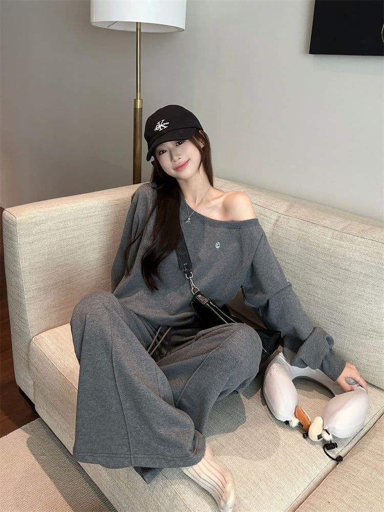 느슨함 센스 오프숄더 풀오버 긴팔 후드티 루즈핏 단색 다용도 캐주얼 긴 바지 여성 가을 겨울 새로운 패션 세트 상세 이미지 20