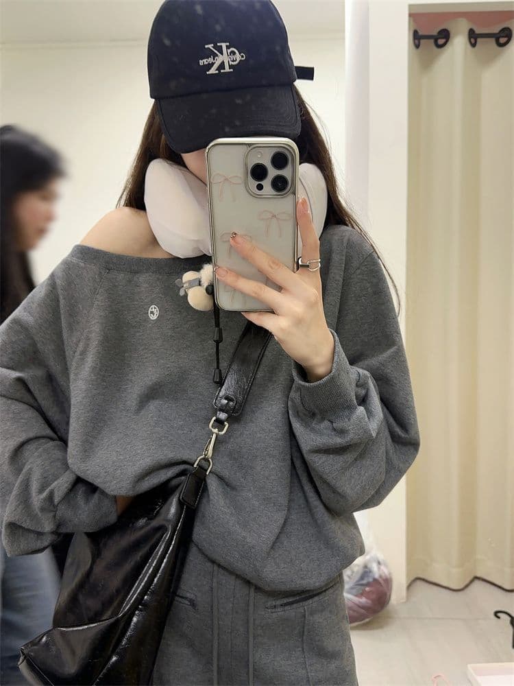 느슨함 센스 오프숄더 풀오버 긴팔 후드티 루즈핏 단색 다용도 캐주얼 긴 바지 여성 가을 겨울 새로운 패션 세트 상세 이미지 27