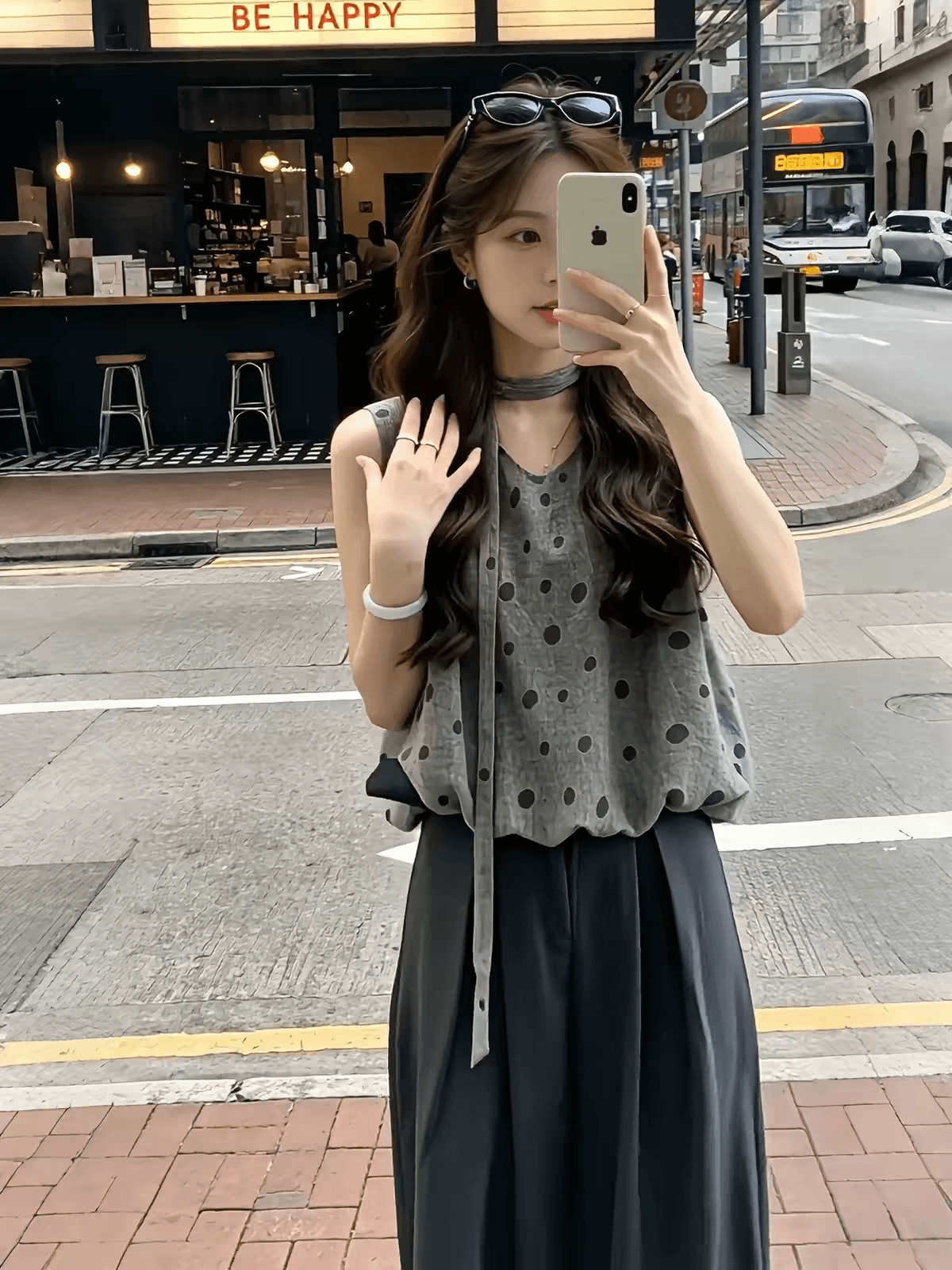 여름 ootd 착용 가져 가라. 전체 집합 2026 새로운 한 부서 아름다운 민소매 도트 무늬 맨위 와이드 레그 팬츠 두 조각 여성 세트 상세 이미지 9