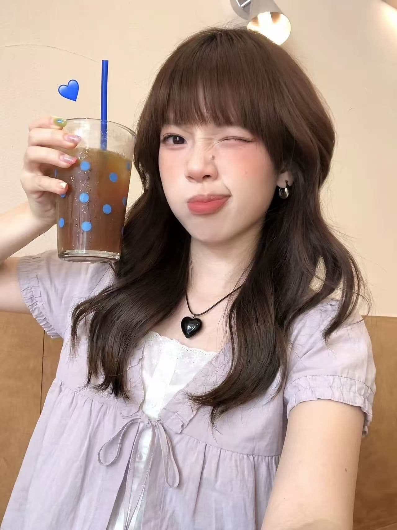 프릴 보라색 페이크 레이어드 셔츠 반팔 여성 2026 여름 새로운 슬림해 보이는 품격 꼬집기 허리 위로 의류 이미지 4