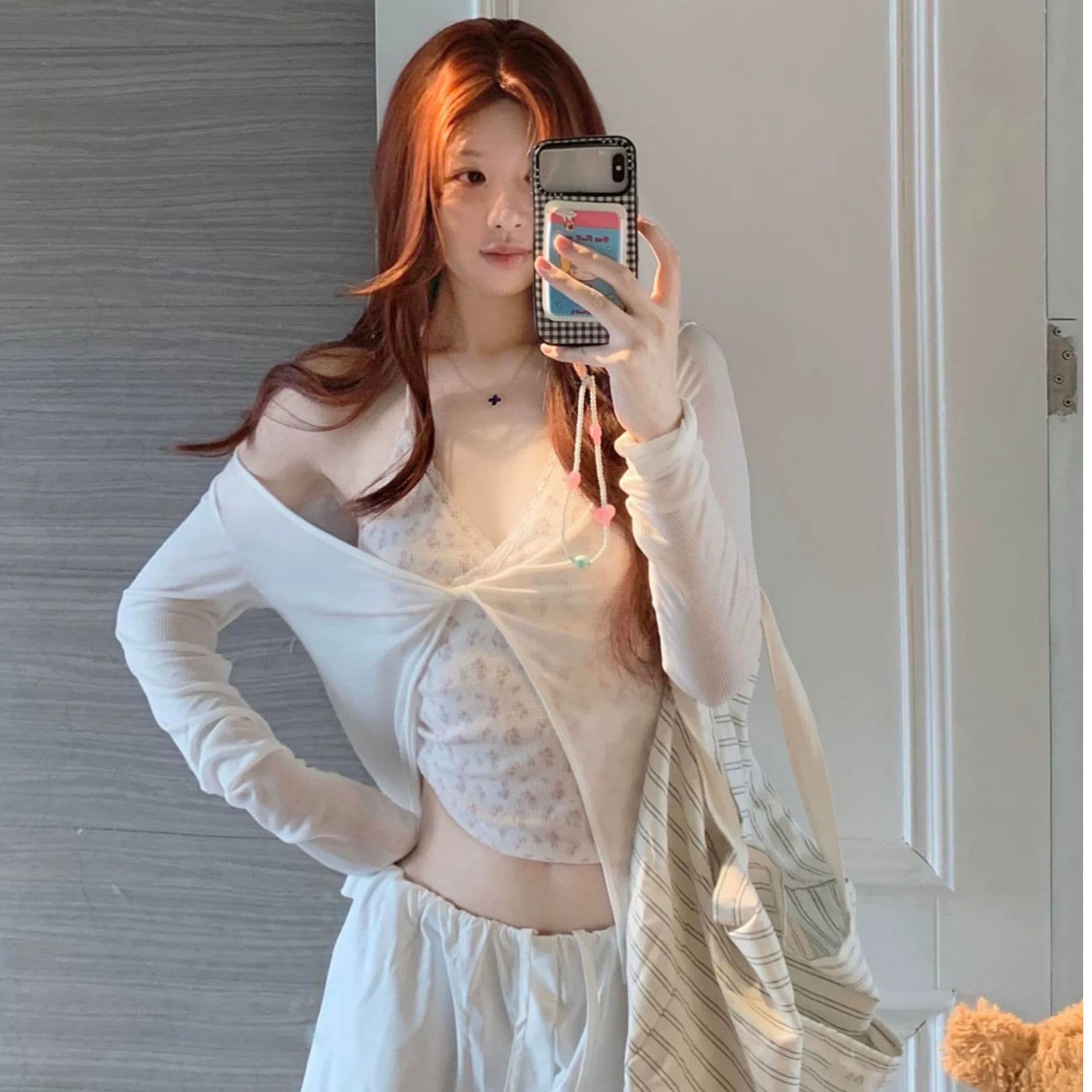 순수한 욕망 바람 핫걸 레이스 조각 꽃무늬 행침 목 레이스업 슬립 얇은 스타일 비틀림 라운드 넥 긴팔 오픈 가디건 투피스 세트 이미지 3