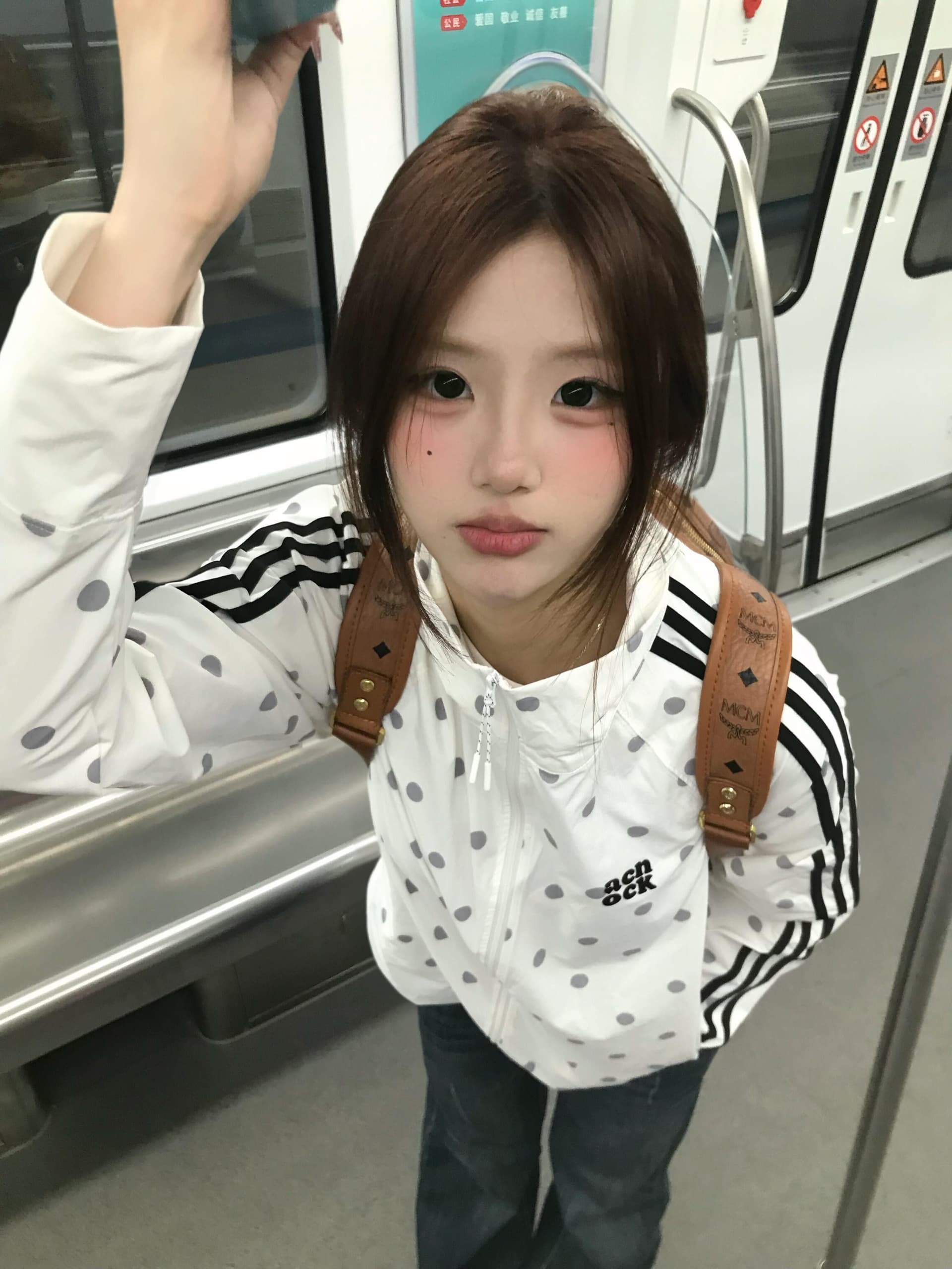 스탠드 칼라 맨위 트렌디 도트 무늬 자외선 차단 의류 여자 디자인 센스 작은 대중 자외선 차단 재킷 3개 바 여름 얇고 가벼운 통기성 상세 이미지 5