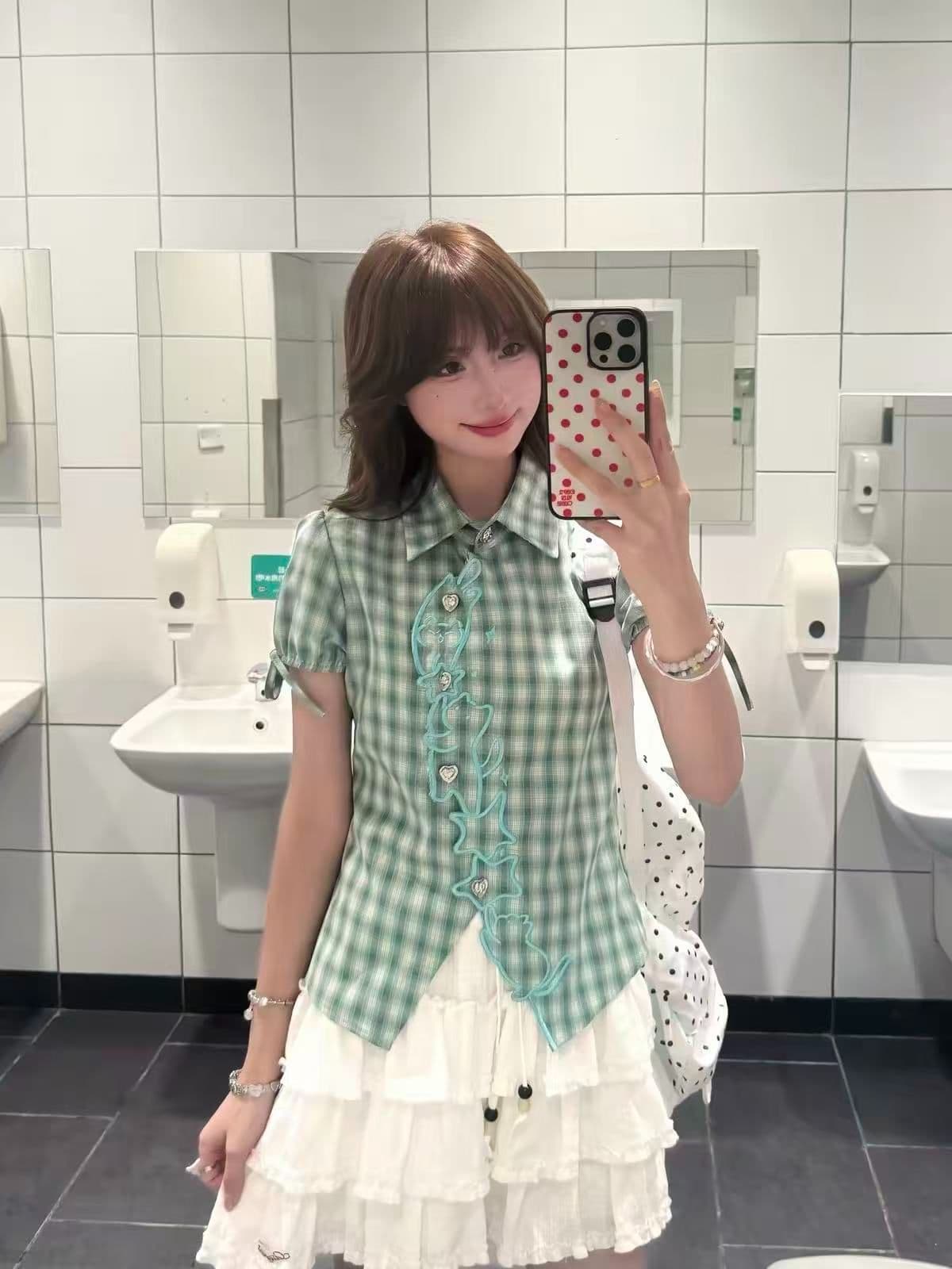 자수 새끼 고양이 체크무늬 반팔 여성 셔츠 여름 몸매 가꾸기 슬림해 보이는 학원 거품 소매 핫걸 맨위