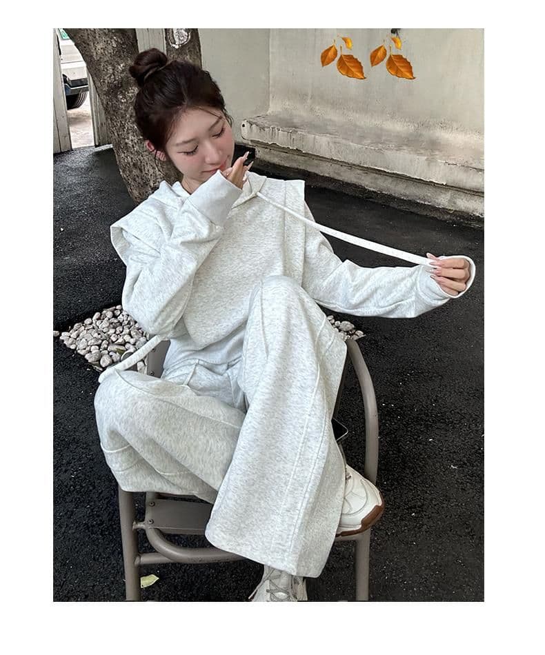 고급 센스 운동복 세트 여성 가을 품격 루즈핏 페이크 레이어드 후드 티 스웨터 패션 와이드 레그 팬츠 투피스 세트 상세 이미지 3
