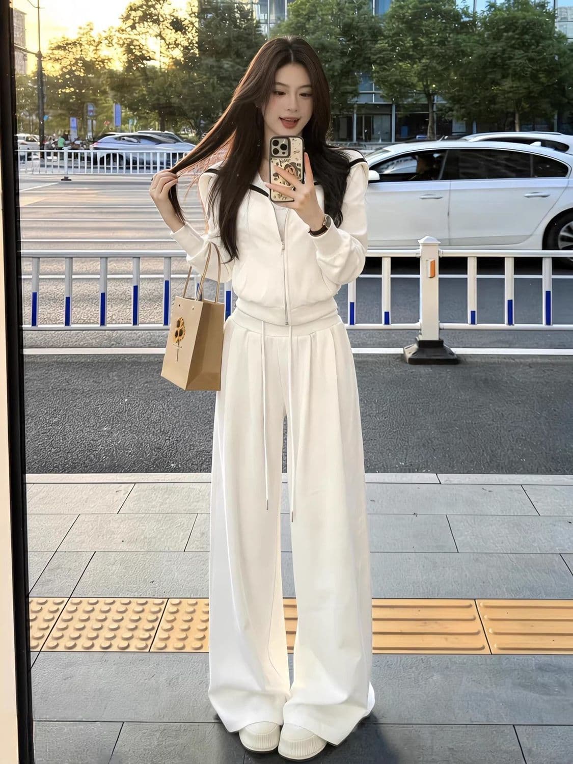 캐주얼 스포츠 슈트 여성 봄 가을 새로운 패션 외국 가스 후드 티 스웨터 와이드 레그 팬츠 투피스 세트 트렌디 이미지 4