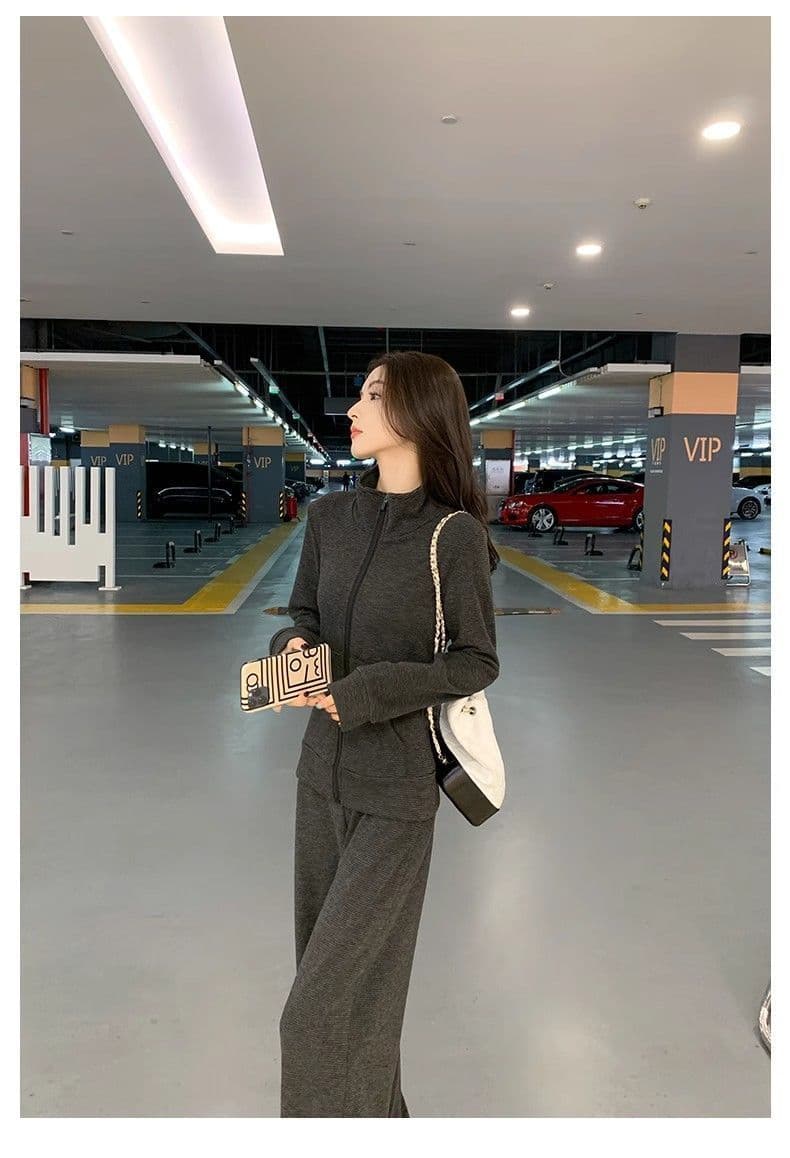 느긋한 바람 캐주얼 운동복 세트 여성 봄 새로운 한국 스타일 슬림해 보이는 후드티 와이드 레그 팬츠 투피스 세트 상세 이미지 19