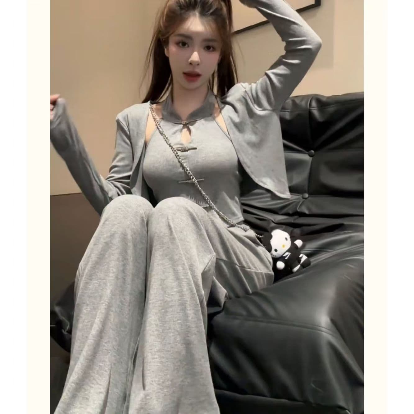 패션 캐주얼 세트 여성 봄 가을 2026 새로운 세련된 연령 감소 외국 가스 긴팔 재킷 와이드 레그 팬츠 3종 세트 상세 이미지 3