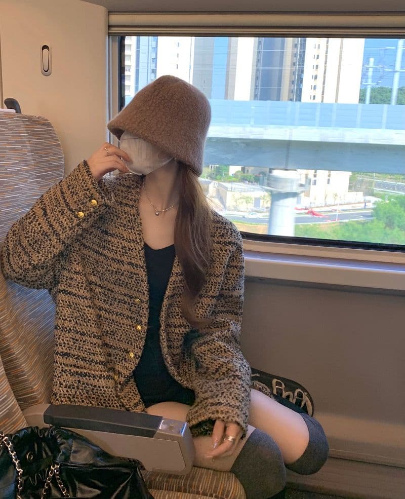 가을 새로운 레트로 패션 루즈핏 작은 대중 다용도 맨위 작은 샤넬 스타일 짜임 V넥 긴팔 빅 사이즈 여성 코트 상세 이미지 12