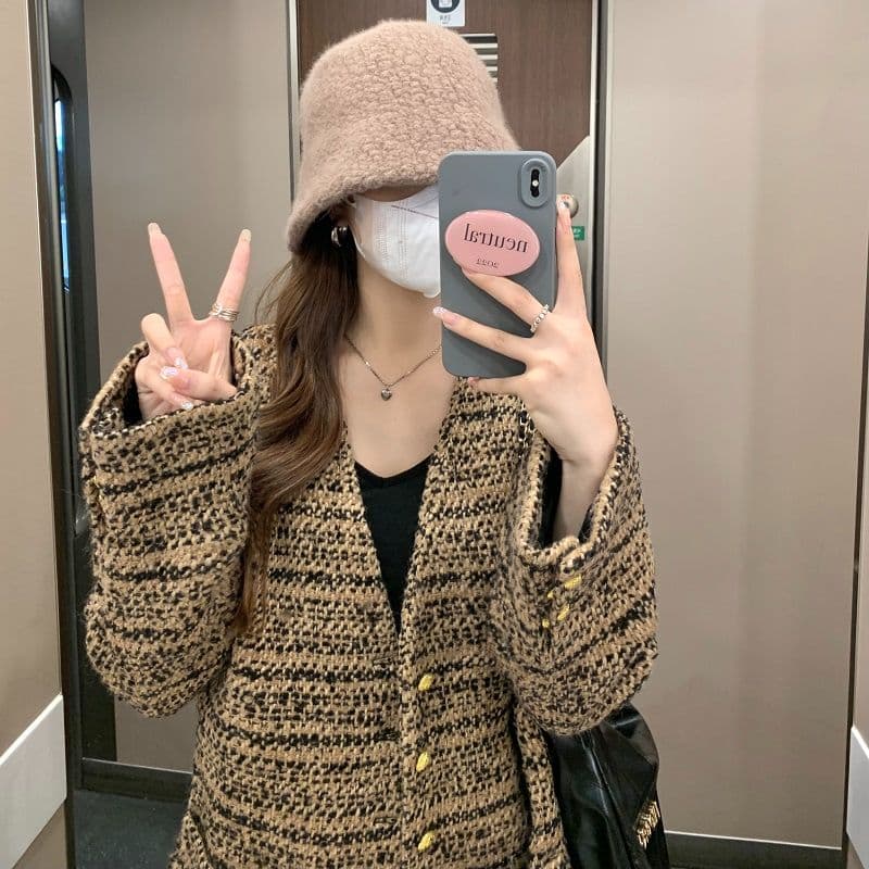 가을 새로운 레트로 패션 루즈핏 작은 대중 다용도 맨위 작은 샤넬 스타일 짜임 V넥 긴팔 빅 사이즈 여성 코트 상세 이미지 23