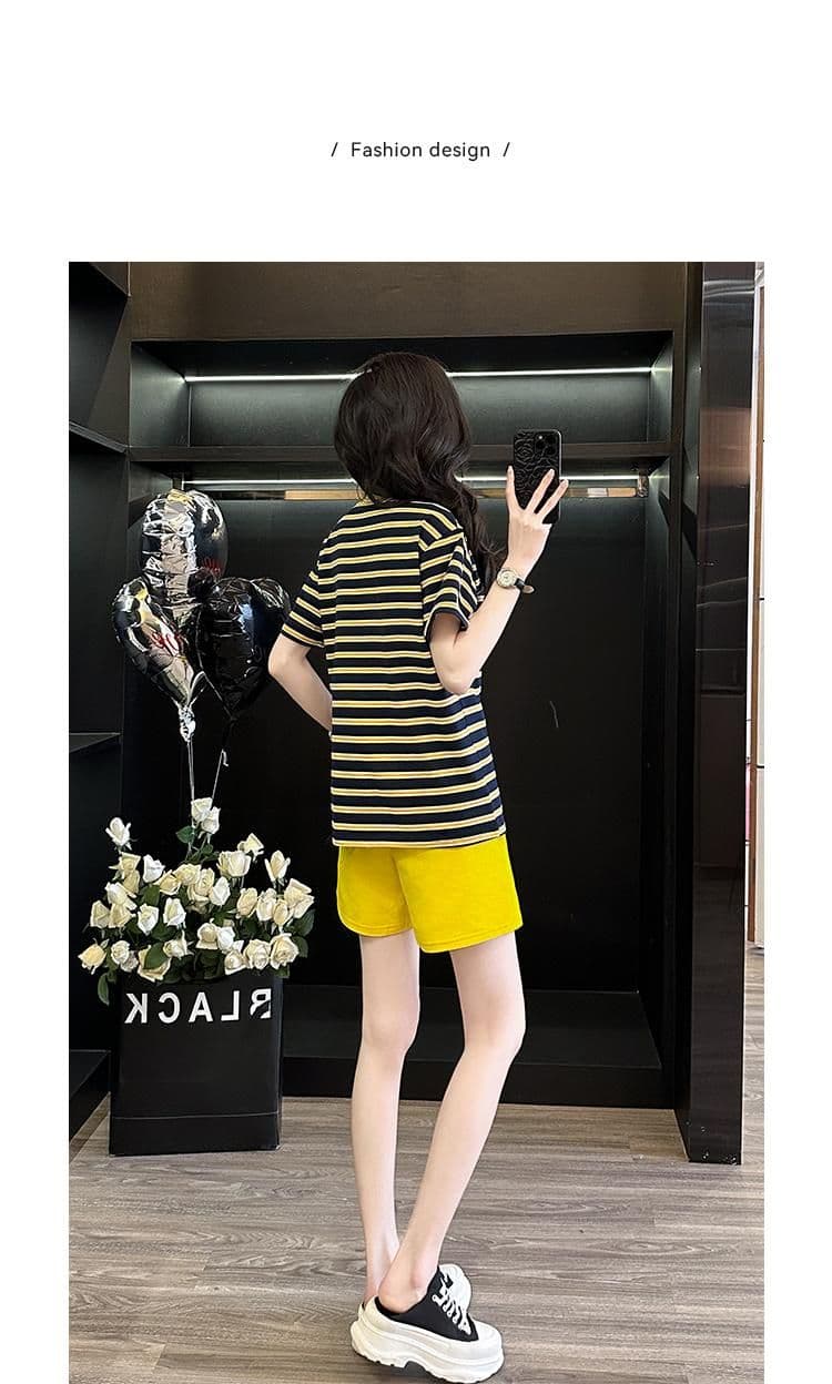 2026 여름 새로운 루즈핏 라운드 넥 스트라이프 반팔 반바지 캐주얼 바람 운동 연령 감소 세트 여성 트렌디 상세 이미지 24