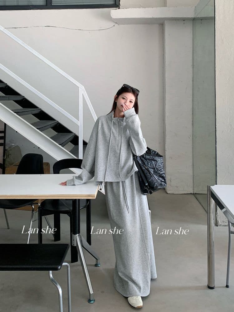2026 가을 의상 새로운 느긋한 바람 디자인 고급 다용도 긴팔 짧은 외투 하이웨이스트 반신 스커트 패션 세트 여성