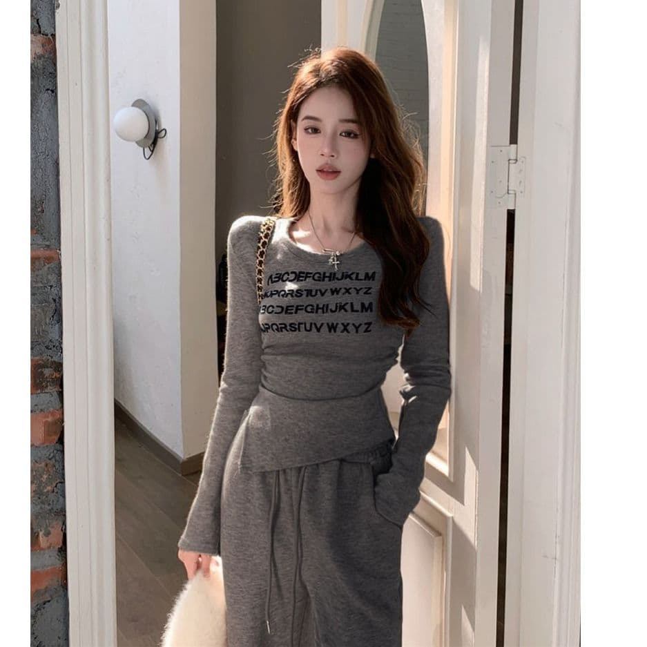 패션 세트 여성 가을 새로운 알파벳 프린트 몸매 가꾸기 불규칙 티셔츠 캐주얼 바지 세트 이미지 2