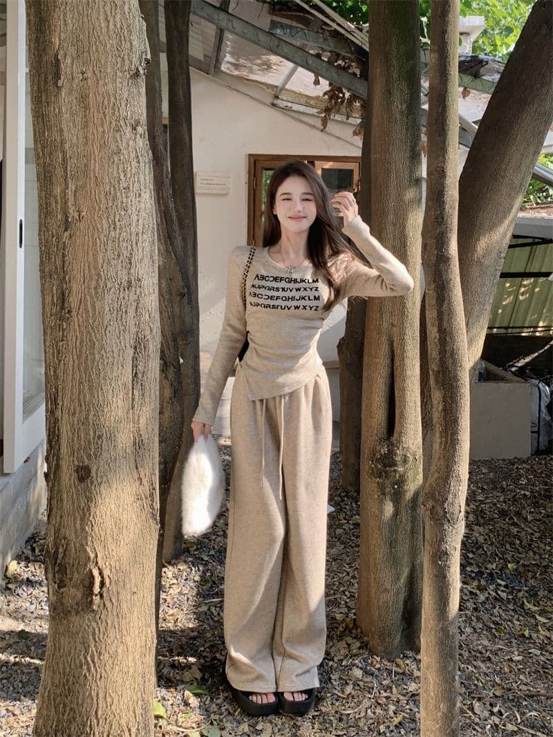패션 세트 여성 가을 새로운 알파벳 프린트 몸매 가꾸기 불규칙 티셔츠 캐주얼 바지 세트 상세 이미지 21