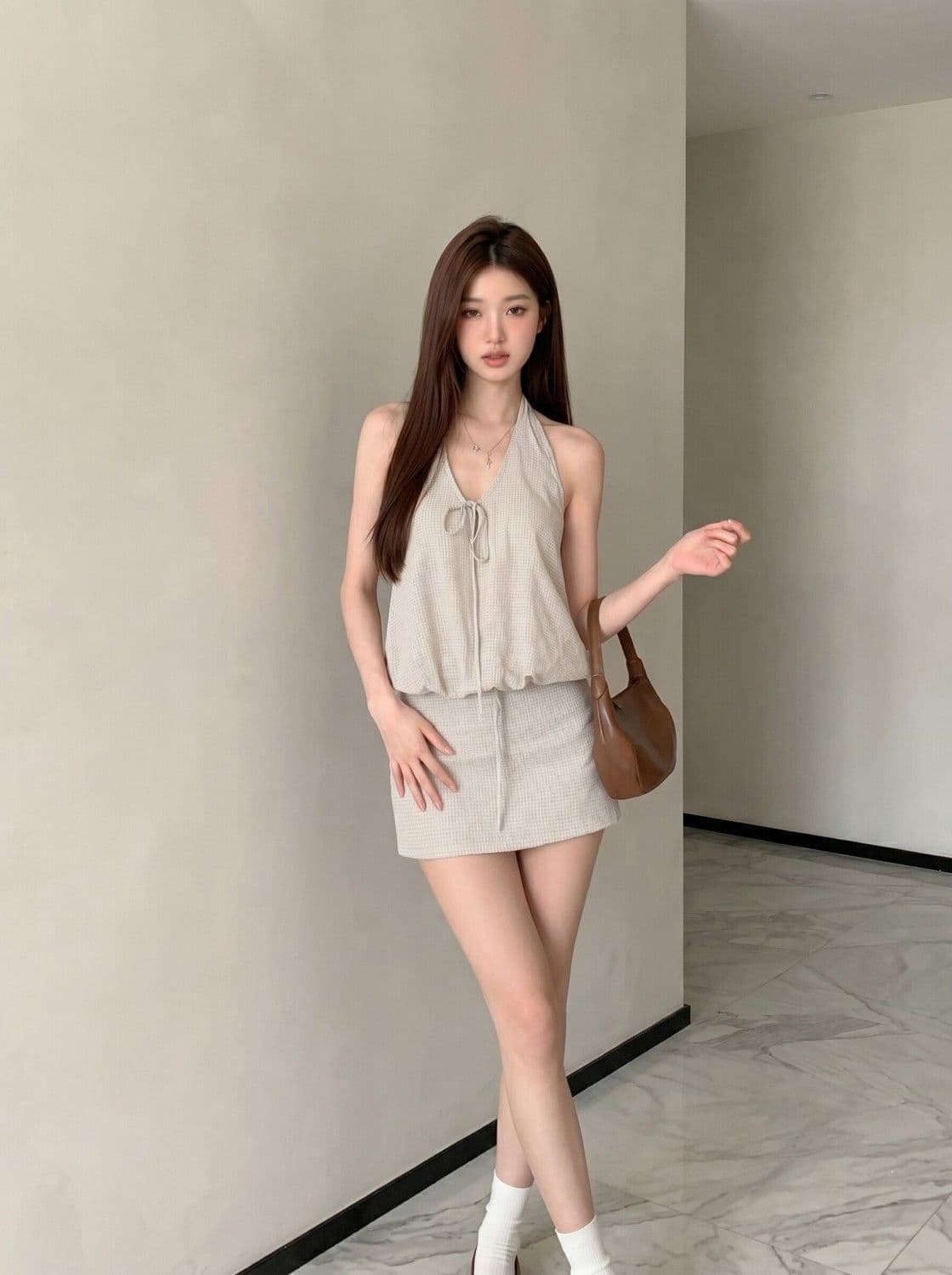 V넥 행침 목 백리스 꽃밭 조끼 작은 셔츠 슬림해 보이는 반신 미니 스커트 투피스 세트 여성 여름 패션 세트