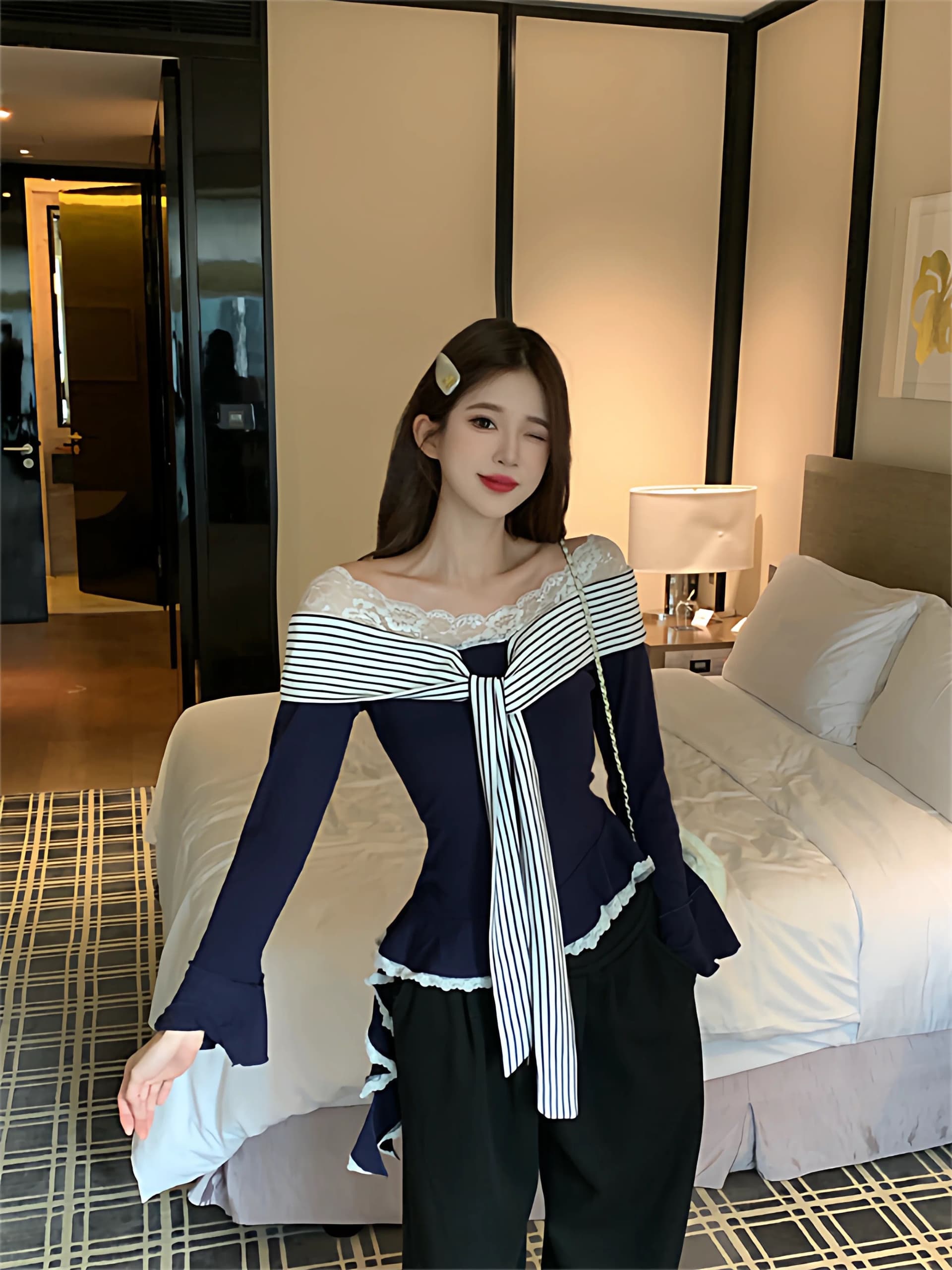 아메리칸 레트로 섹시함 핫걸 오프숄더 페이크 레이어드 아름다운 긴팔 기본 셔츠 여성 인사이드 가져 가라. 고유 한 맨위 상세 이미지 3