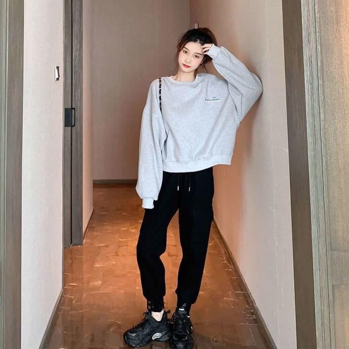 스포츠 슈트 여성 2026 가을 새로운 얇은 스타일 후드티 워크웨어 캐주얼 바지 패션 투피스 세트 이미지 2