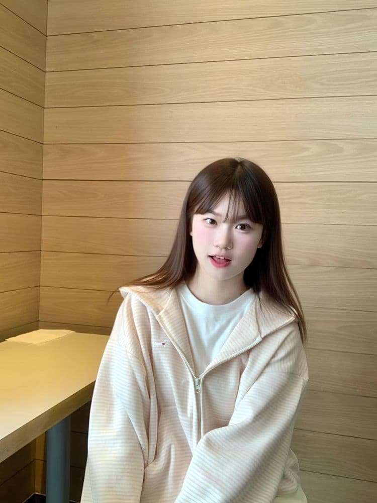 얇은 스타일 털이 있는 자수 이후 패키지 칼라 순수한 Mianhua 면 복합 후드티 여성 상세 이미지 4