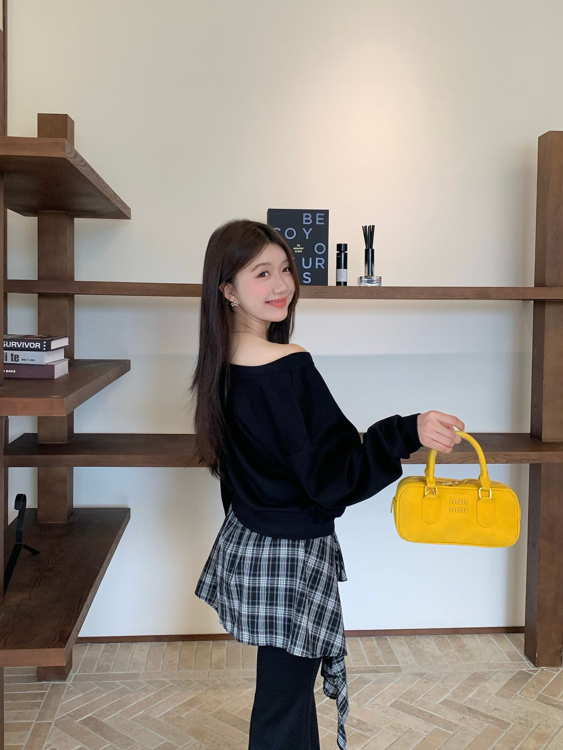 실사 빅 사이즈 고급 센스 비스듬한 어깨 후드티 여성 레트로 슬림해 보이는 하이웨이스트 부츠컷 바지 세트 상세 이미지 4